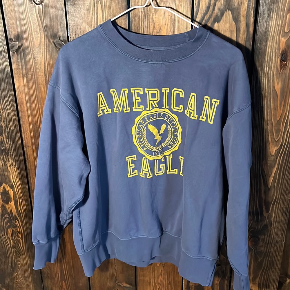 American Eagle sweater